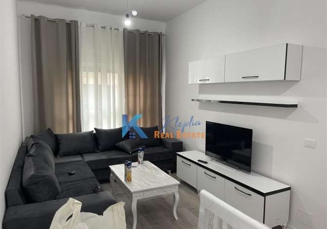 Shtepi me qera 1+1 ne Tirane - 40,000 Leke