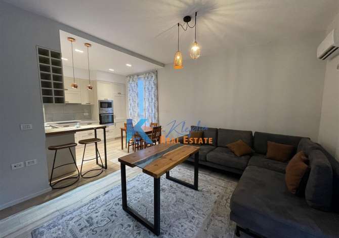 Shtepi me qera 1+1 ne Tirane - 50,000 Leke
