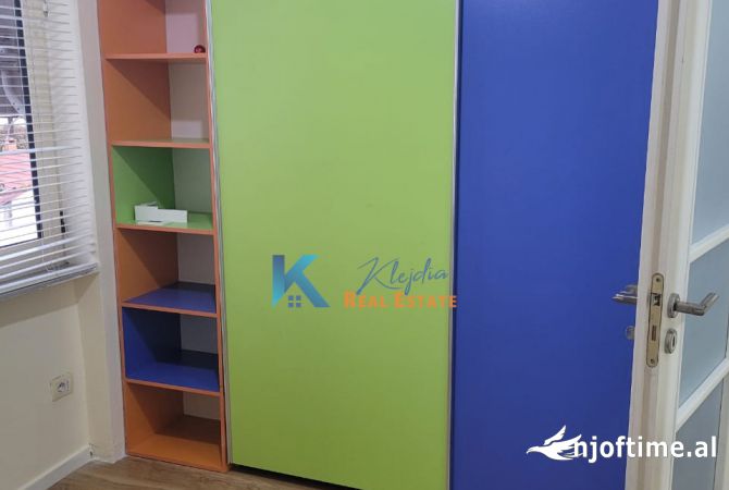 Shtepi me qera Apartament ne Tirane, 2+1, Mobilimi E mobiluar, Pagesa 60,000  Leke.