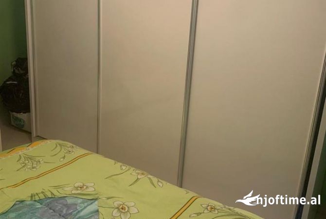 Shtepi me qera Apartament ne Tirane, 1+1, Mobilimi E mobiluar, Pagesa 40,000  Leke.