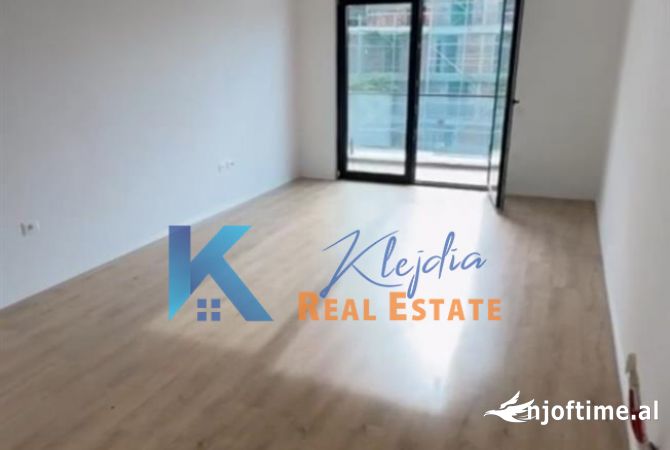 Ambient biznesi me qera 3+1 ne Tirane - 700 Euro