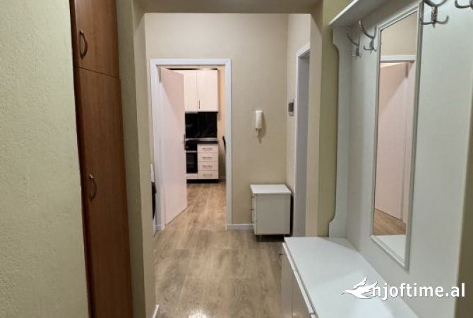 Shtepi me qera Apartament ne Tirane, 1+1, Mobilimi E mobiluar, Pagesa 60,000  Leke.
