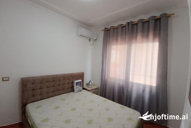 Shtepi me qera Apartament ne Tirane, 1+1, Mobilimi E mobiluar, Pagesa 500  Euro.