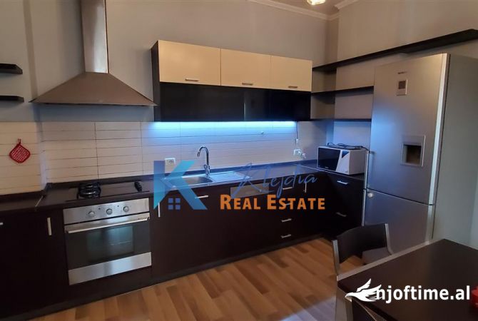 Shtepi me qera 1+1 ne Tirane - 600 Euro