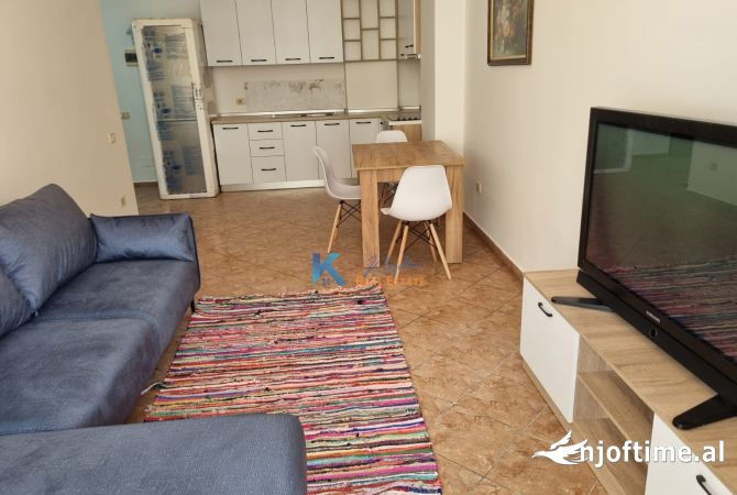 Shtepi me qera 2+1 ne Tirane - 48,000 Leke