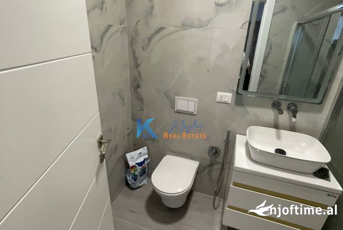 Shtepi me qera Apartament ne Tirane, 1+1, Mobilimi E mobiluar, Pagesa 580  Euro.