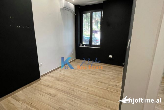 Ambient biznesi me qera 3+1 ne Tirane - 500 Euro