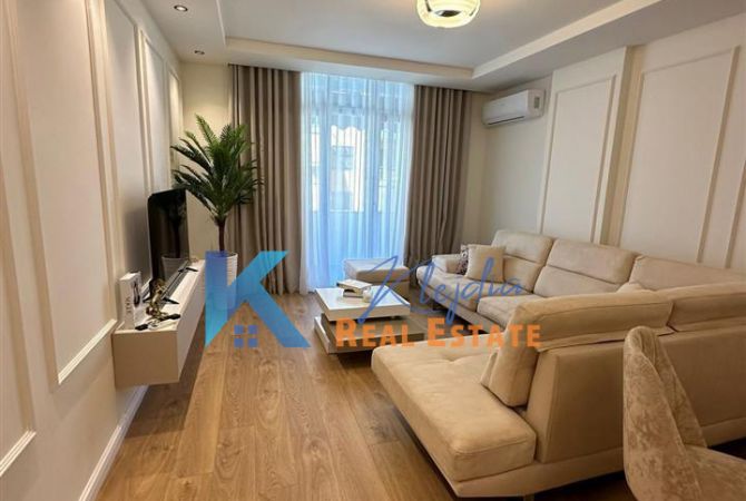 Shtepi me qera 1+1 ne Tirane - 60,000 Leke