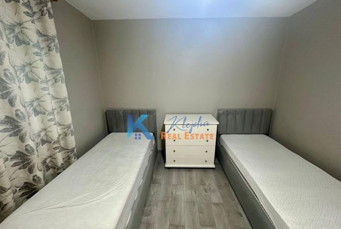 Shtepi me qera Apartament ne Tirane, 2+1, Mobilimi E mobiluar, Pagesa 55,000  Leke.