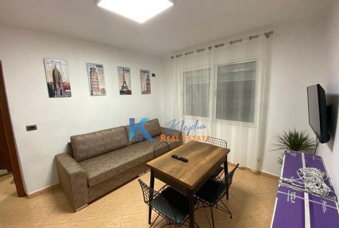 Shtepi me qera 1+1 ne Tirane - 50,000 Leke
