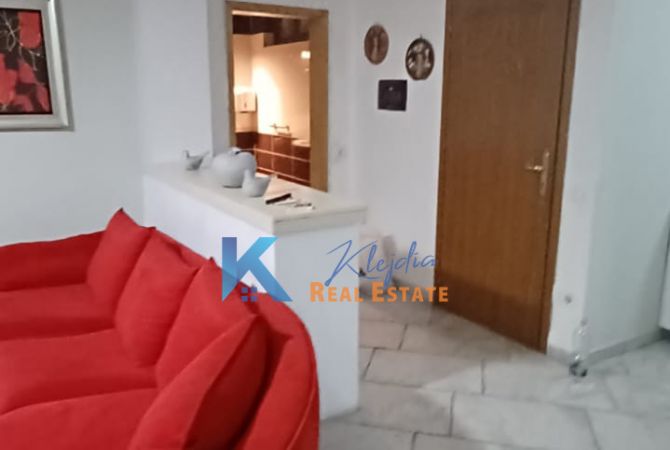 Shtepi me qera 2+1 ne Tirane - 60,000 Leke
