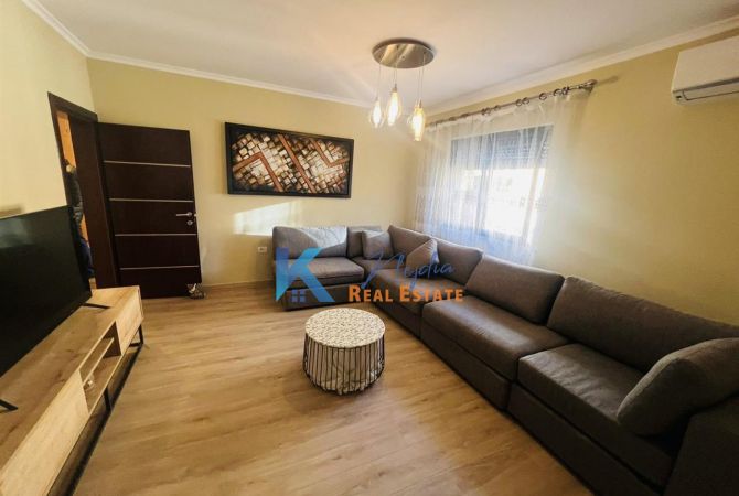 Shtepi me qera 2+1 ne Tirane - 600 Euro