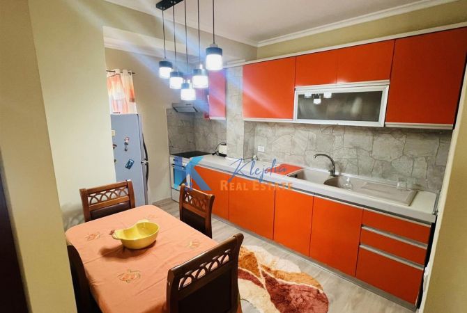Shtepi me qera 2+1 ne Tirane - 600 Euro