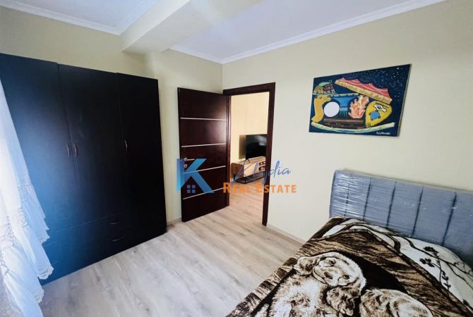 Shtepi me qera Apartament ne Tirane, 2+1, Mobilimi E mobiluar, Pagesa 600  Euro.