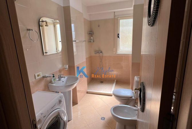 Shtepi me qera Apartament ne Tirane, 1+1, Mobilimi E mobiluar, Pagesa 55,000  Leke.