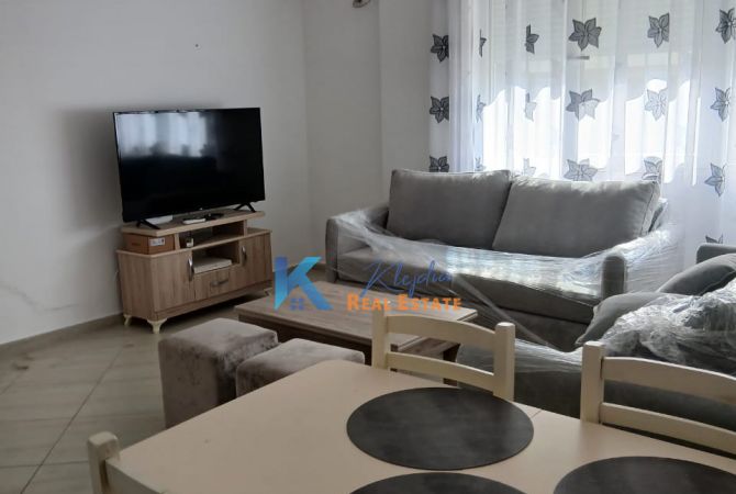 Shtepi me qera 2+1 ne Tirane - 500 Euro