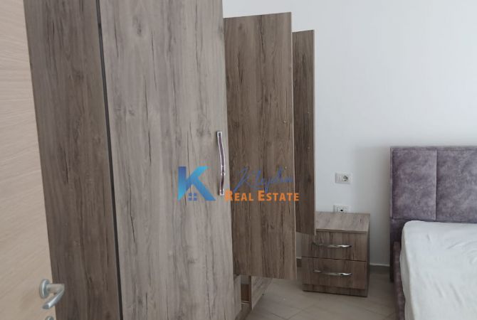 Shtepi me qera Apartament ne Tirane, 2+1, Mobilimi E mobiluar, Pagesa 500  Euro.