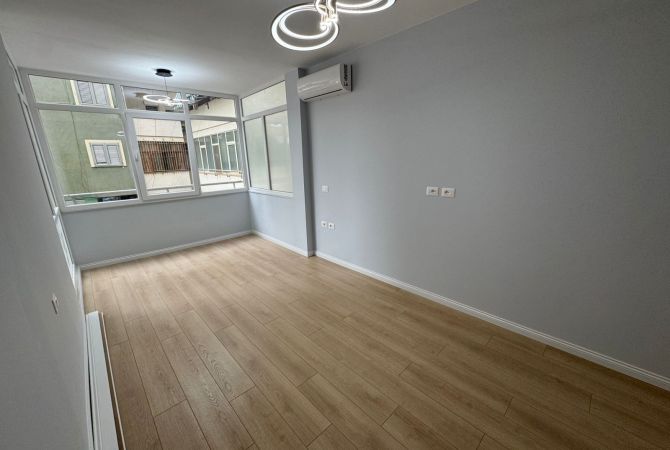 Shtepi ne shitje Apartament ne Tirane, 2+1, Mobilimi Bosh, pa mobiluar, Pagesa 265,000  Euro.