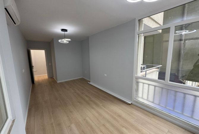 Shtepi ne shitje Apartament ne Tirane, 2+1, Mobilimi Bosh, pa mobiluar, Pagesa 265,000  Euro.