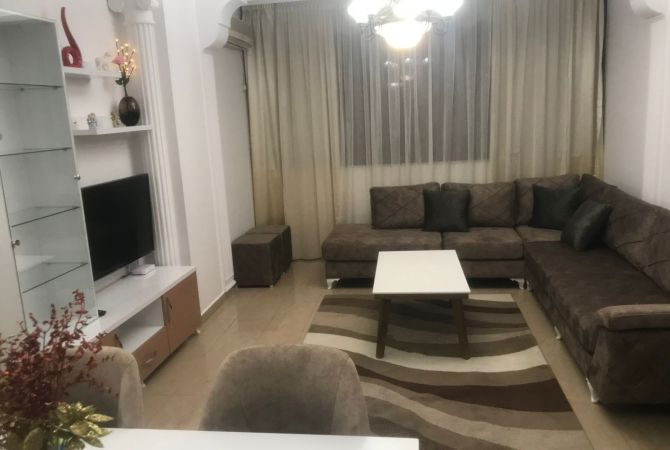 Shtepi me qera 2+1 ne Tirane - 600 Euro