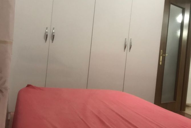 Shtepi me qera Apartament ne Tirane, 2+1, Mobilimi E mobiluar, Pagesa 600  Euro.