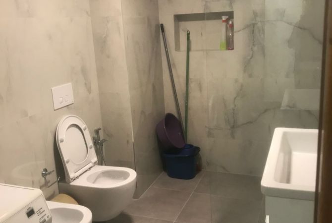 Shtepi me qera Apartament ne Tirane, 2+1, Mobilimi E mobiluar, Pagesa 600  Euro.