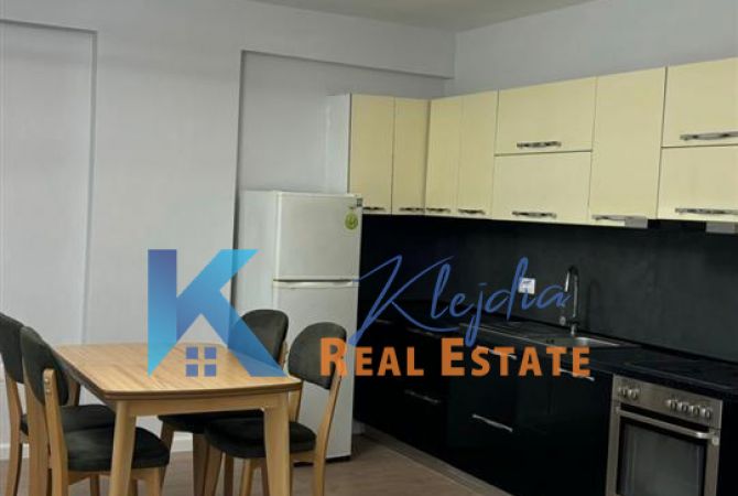 Shtepi me qera Apartament ne Tirane, 1+1, Mobilimi E mobiluar, Pagesa 47,000  Leke.