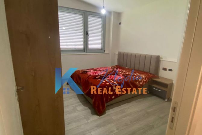Shtepi me qera Apartament ne Tirane, 1+1, Mobilimi E mobiluar, Pagesa 500  Euro.