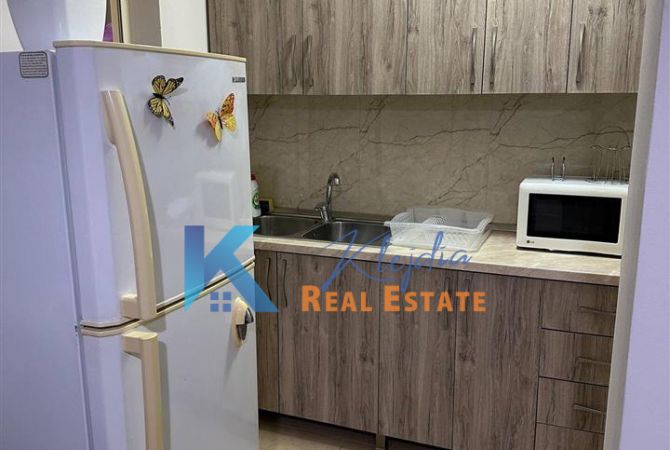 Shtepi me qera 2+1 ne Tirane - 600 Euro