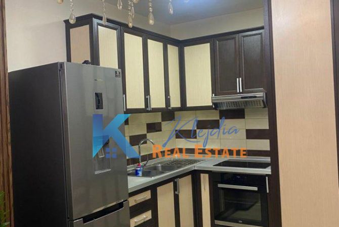 Shtepi me qera Apartament ne Tirane, 1+1, Mobilimi E mobiluar, Pagesa 50,000  Leke.