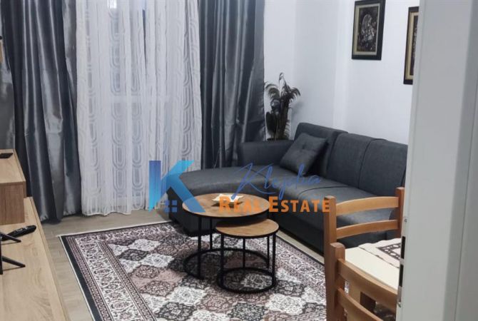 Shtepi me qera 2+1 ne Tirane - 45,000 Leke