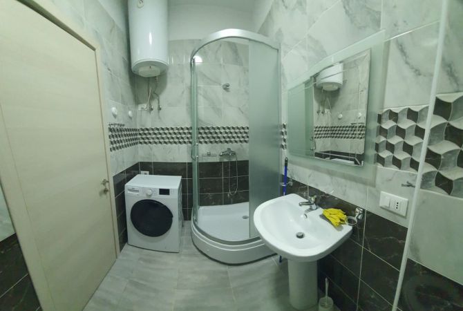 Shtepi me qera Apartament ne Tirane, 1+1, Mobilimi E mobiluar, Pagesa 570  Euro.
