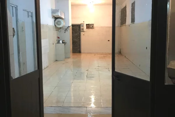 Ambient biznesi me qera 4+1 ne Tirane - 30,000 Leke