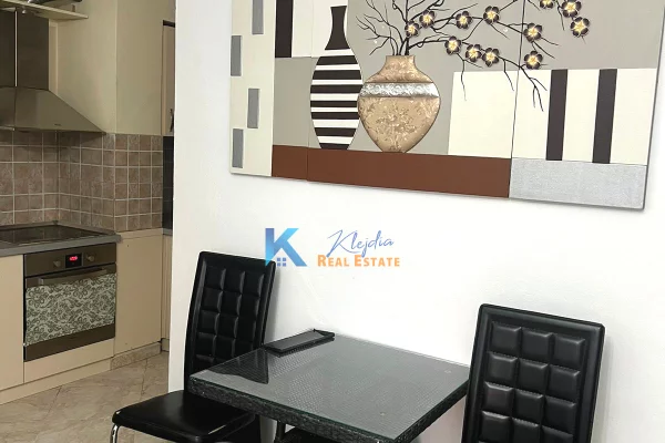 Shtepi me qera Garsoniere ne Tirane - 500 Euro