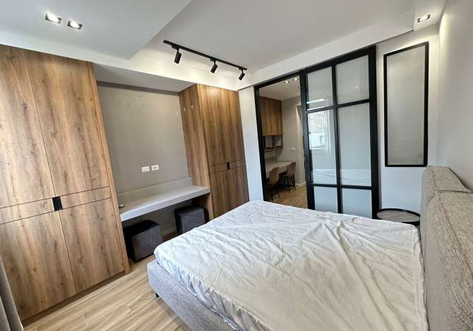 Shtepi me qera Apartament ne Tirane, 1+1, Mobilimi E mobiluar, Pagesa 400  Euro.