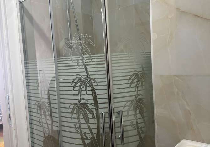 Shtepi me qera Apartament ne Tirane, 2+1, Mobilimi E mobiluar, Pagesa 500  Euro.