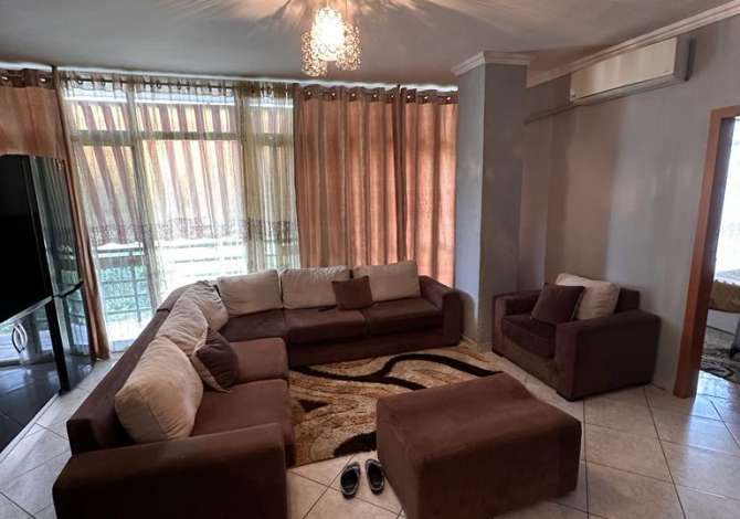 Shtepi me qera 2+1 ne Tirane - 400 Euro