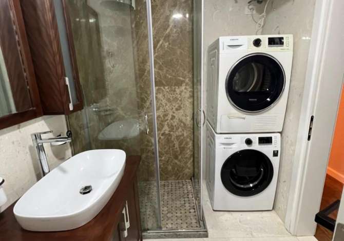 Shtepi me qera Apartament ne Tirane, 2+1, Mobilimi E mobiluar, Pagesa 600  Euro.