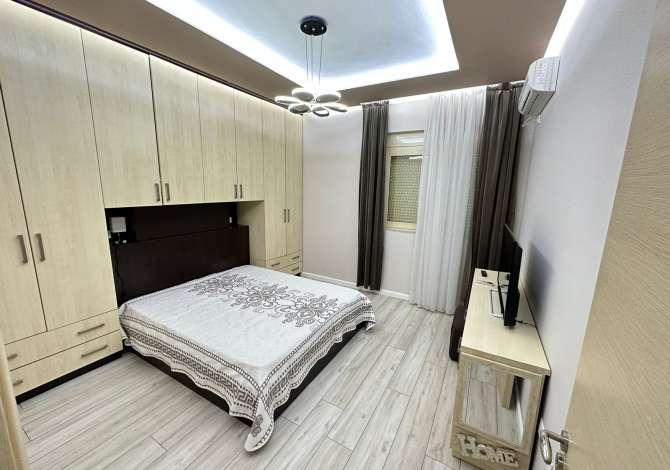 Shtepi me qera Apartament ne Tirane, 1+1, Mobilimi E mobiluar, Pagesa 500  Euro.