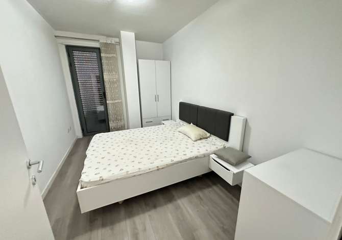 Shtepi me qera Apartament ne Tirane, 2+1, Mobilimi E mobiluar, Pagesa 500  Euro.