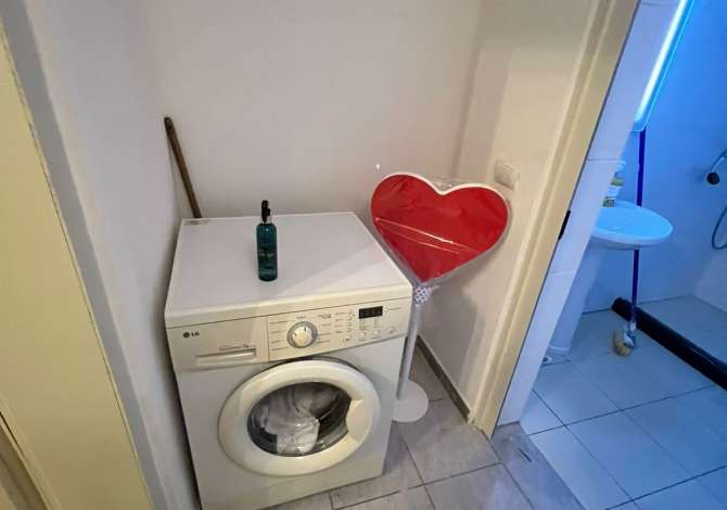 Shtepi me qera Apartament ne Tirane, 1+1, Mobilimi E mobiluar, Pagesa 400  Euro.