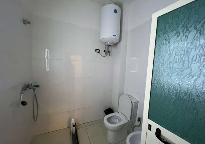 Shtepi me qera Apartament ne Tirane, 1+1, Mobilimi E mobiluar, Pagesa 400  Euro.