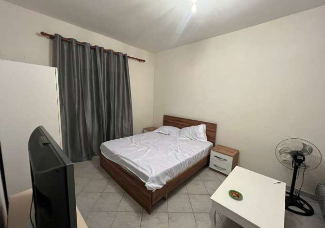Shtepi me qera 1+1 ne Tirane - 400 Euro