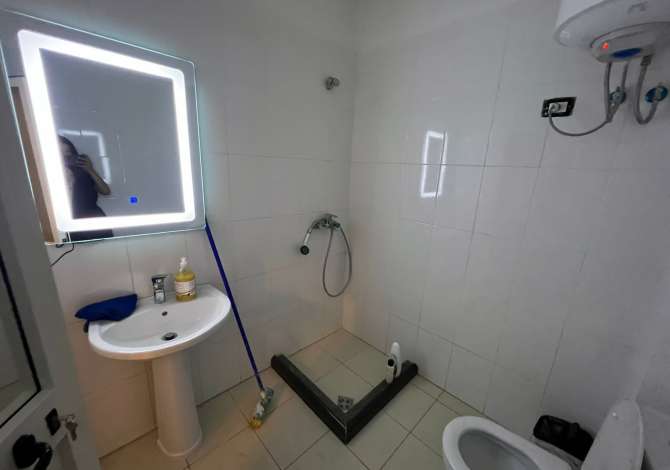 Shtepi me qera Apartament ne Tirane, 1+1, Mobilimi E mobiluar, Pagesa 400  Euro.