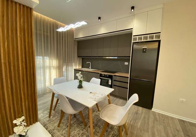 Shtepi me qera Apartament ne Tirane, 2+1, Mobilimi E mobiluar, Pagesa 600  Euro.