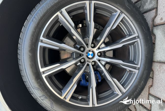 Cars for sale in Tirana, BMW, 2022 Diesel,Kambio Automatik Payment 65,500  Euro.