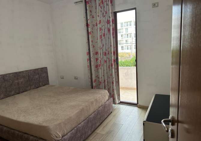 Shtepi me qera 2+1 ne Tirane - 450 Euro