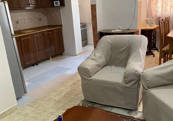 Shtepi me qera 2+1 ne Tirane - 550 Euro