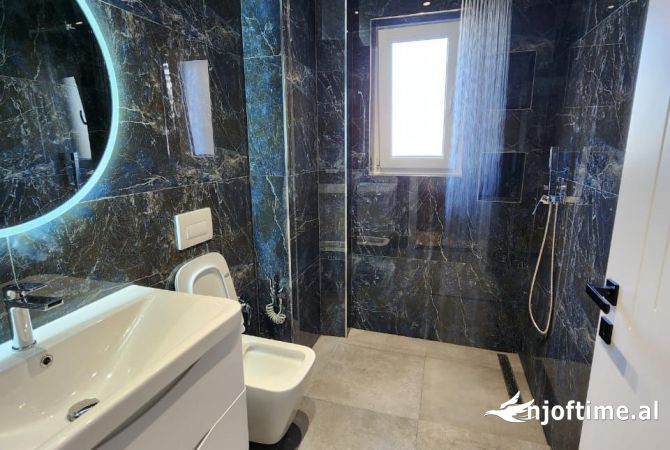Shtepi ne shitje 2+1 ne Tirane - 145,002 Euro