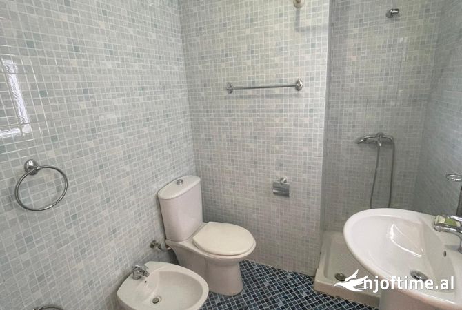 Shtepi ne shitje 1+1 ne Tirane - 154,999 Euro
